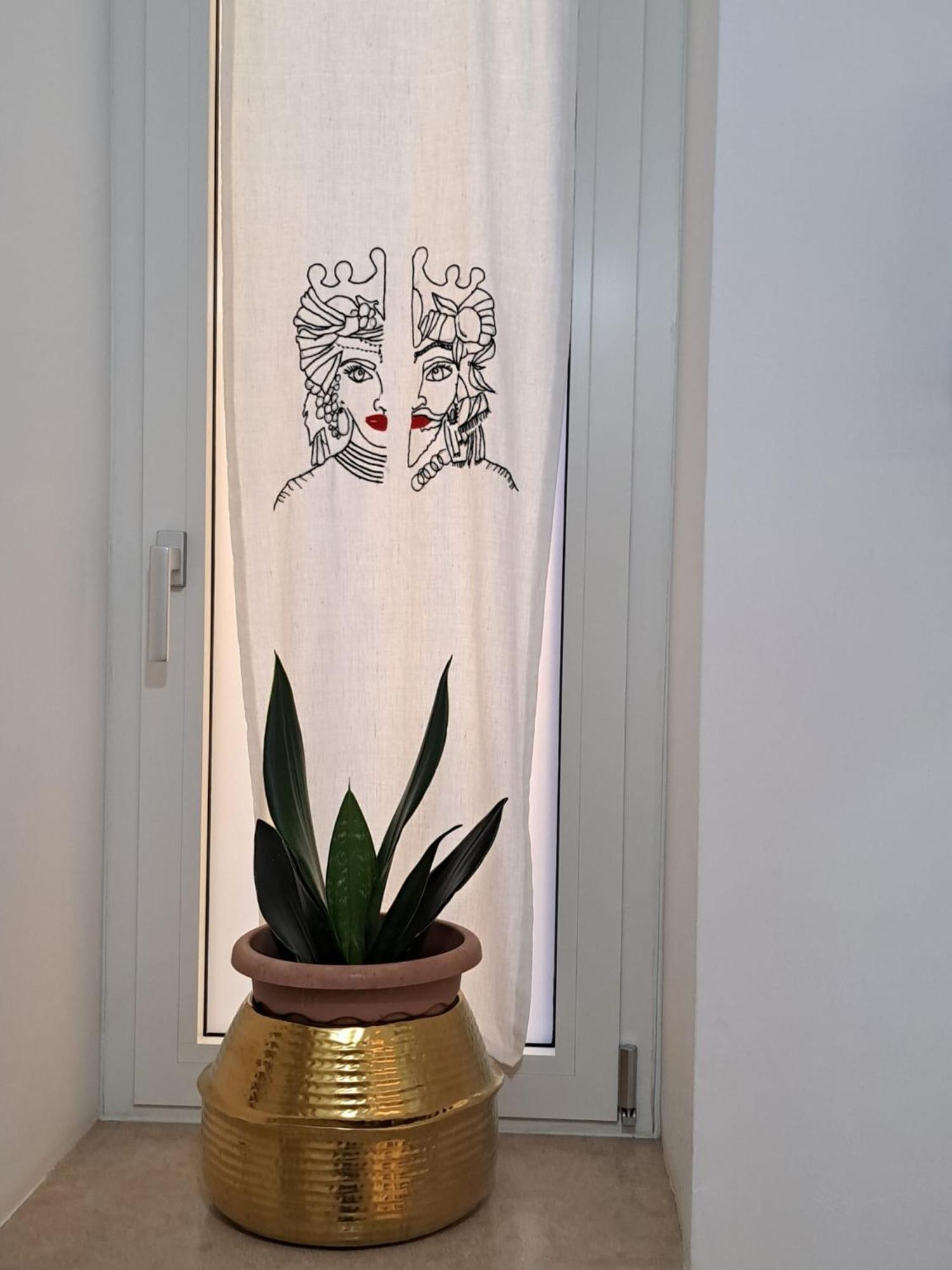Futtitinni Home Casamia Palermo Eksteriør bilde
