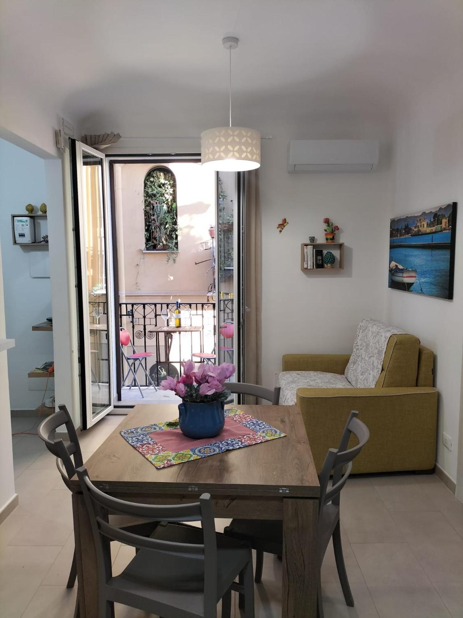 Futtitinni Home Casamia Palermo Eksteriør bilde
